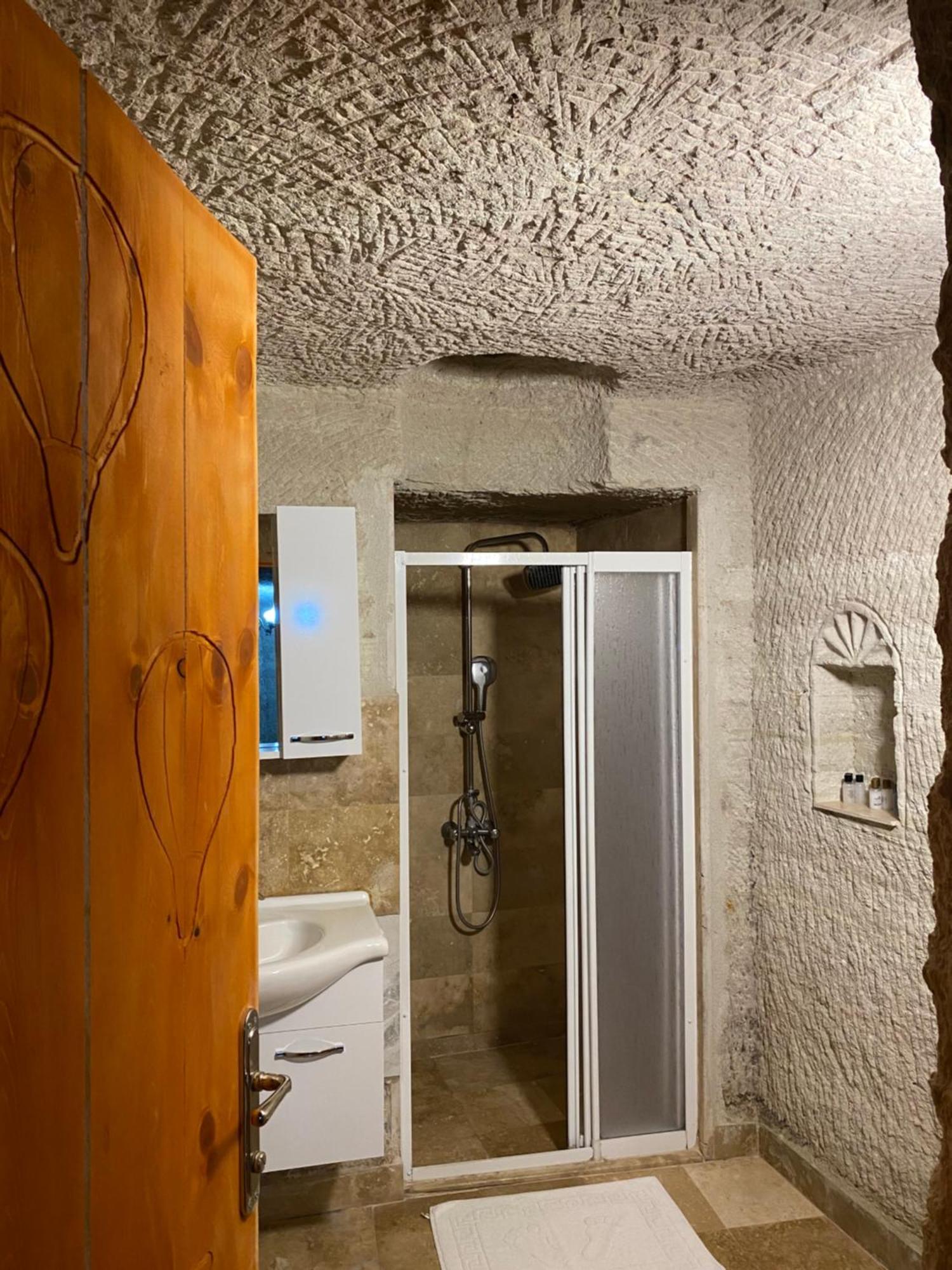 Seven Rock Cave Hotel Гьореме Екстериор снимка